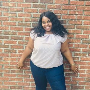 Meet your Posher, Tera